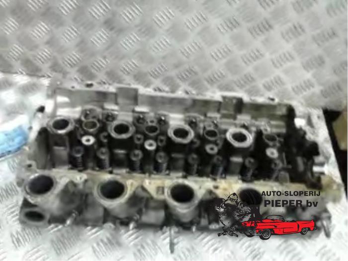 Cylinder head from a Volvo V50 (MW) 1.6 D 16V 2005