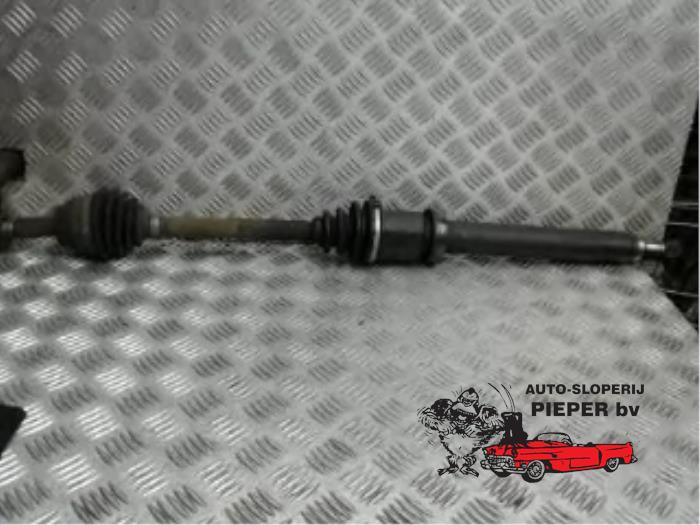 Front drive shaft, right from a Ford Fiesta 5 (JD/JH) 1.6 16V 2003