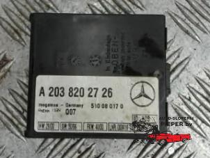 Usagé Module alarme Mercedes C (W203) 2.6 C-240 V6 18V 4-Matic Prix € 36,75 Règlement à la marge proposé par Autosloperij Pieper BV