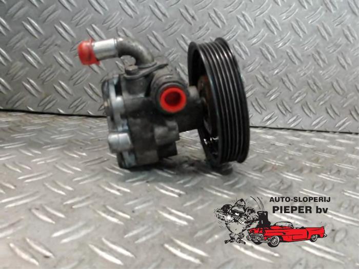 Usagé Pompe direction assistée Volkswagen New Beetle (9C1/9G1) 1.6 Prix € 52,50 Règlement à la marge proposé par Autosloperij Pieper BV