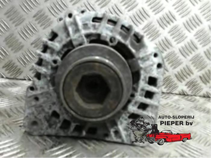 Gebrauchte Dynamo Renault Kangoo Express (FC) 1.5 dCi 60 Preis € 36,75 Margenregelung angeboten von Autosloperij Pieper BV