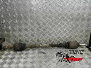 Used Front drive shaft, right Peugeot 106 II 1.4 XN,XR,XT Price € 36,75 Margin scheme offered by Autosloperij Pieper BV