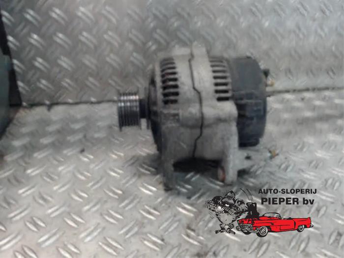 Begagnade Dynamo Volkswagen Polo III (6N1) 1.3i 55 Pris € 36,75 Marginaltabell erbjuds av Autosloperij Pieper BV