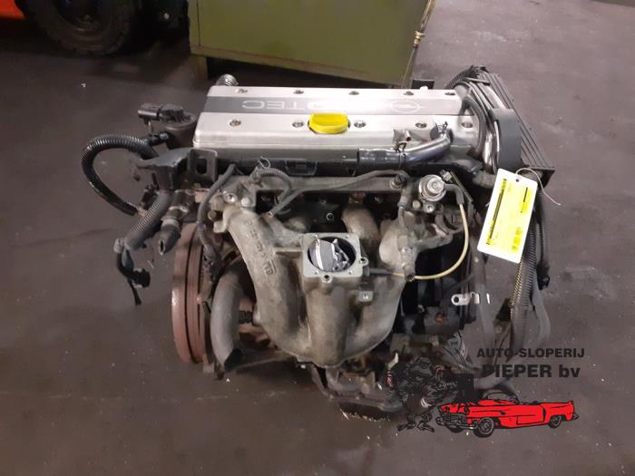 Silnik Opel Omega B Caravan 2.2 16V 93388558 Z22XE Z22XE