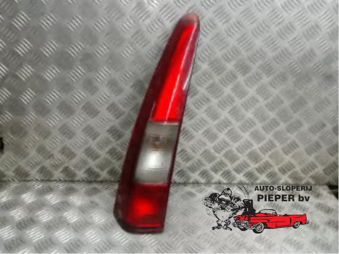 Taillight, left from a Volvo V70 (GW/LW/LZ) 2.0 T-5 Turbo 20V 1997