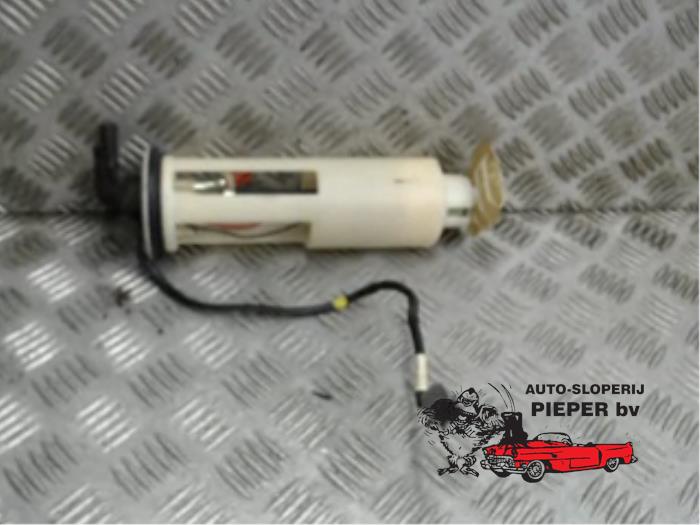 Usagé Pompe essence Volvo V70 (GW/LW/LZ) 2.0 T-5 Turbo 20V Prix € 52,50 Règlement à la marge proposé par Autosloperij Pieper BV