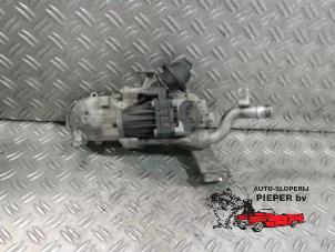 Used EGR valve Peugeot Expert (G9) 1.6 HDi 90 Price on request offered by Autosloperij Pieper BV