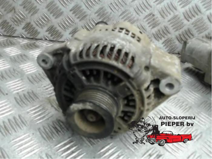 Usagé Dynamo Jaguar S-type (X200) 4.0 V8 32V Prix € 52,50 Règlement à la marge proposé par Autosloperij Pieper BV