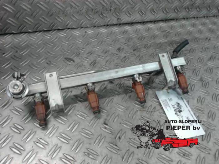 Usagé Système d'injection Saab 9-3 I (YS3D) 2.0t 16V Ecopower Prix € 52,50 Règlement à la marge proposé par Autosloperij Pieper BV