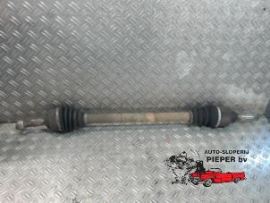 Used Front drive shaft, right Citroen Saxo 1.4i VTR,VTS Price on request offered by Autosloperij Pieper BV
