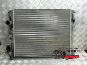 Used Radiator Renault Clio II (BB/CB) 1.4 16V Price on request offered by Autosloperij Pieper BV