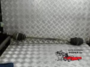 Used Front drive shaft, right Opel Corsa B (73/78/79) 1.4i Price € 36,75 Margin scheme offered by Autosloperij Pieper BV