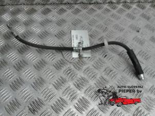 Used Front brake hose Peugeot 207/207+ (WA/WC/WM) 1.6 16V RC Turbo Price € 10,50 Margin scheme offered by Autosloperij Pieper BV
