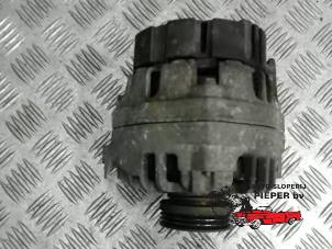 Dynamo d'un Renault Twingo (C06) 1.2 16V 2003
