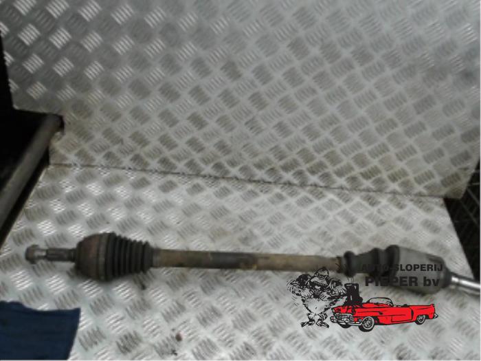 Front drive shaft, right from a Peugeot 106 II 1.6 XS 1998