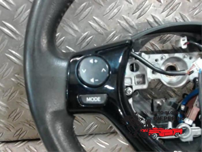 Steering wheel from a Toyota Aygo (B40) 1.0 12V VVT-i 2015
