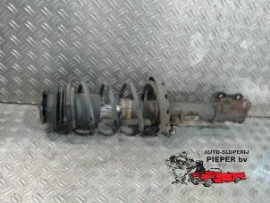 Used Front shock absorber rod, right Opel Zafira (F75) 1.6 16V Price on request offered by Autosloperij Pieper BV