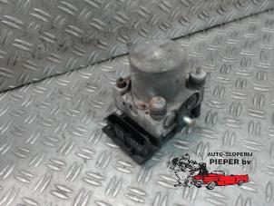 Used ABS pump Opel Corsa C (F08/68) 1.2 16V Twin Port Price € 42,00 Margin scheme offered by Autosloperij Pieper BV