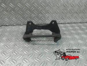 Used Front brake calliperholder, left Fiat Panda (169) 1.2 Fire Price on request offered by Autosloperij Pieper BV