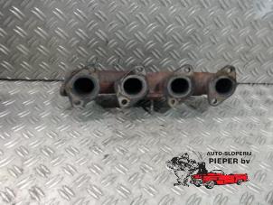 Used Exhaust manifold Renault Trafic New (FL) 2.0 dCi 16V 90 Price on request offered by Autosloperij Pieper BV
