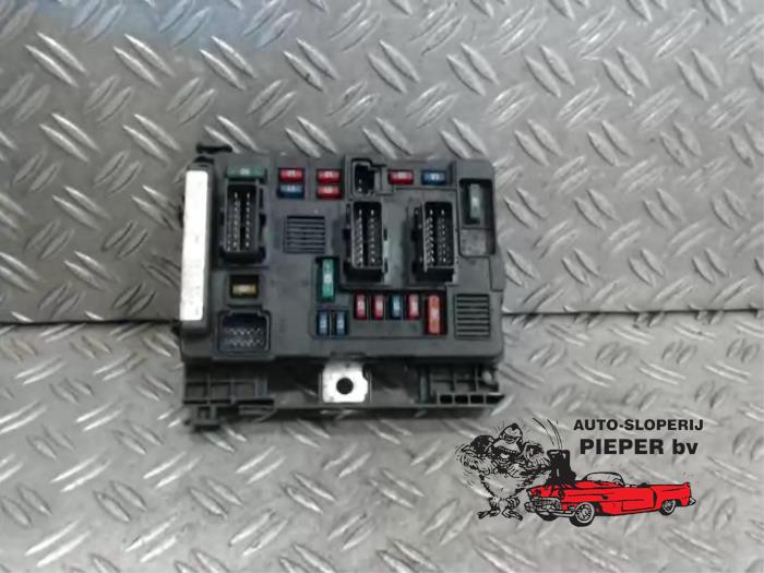 Fuse box Citroen C3 1.4 964349878000 Autosloperij Pieper BV
