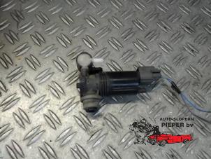 Usados Bomba de limpiaparabrisas delante Ford Fiesta 6 (JA8) Precio de solicitud ofrecido por Autosloperij Pieper BV