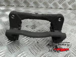 Used Front brake calliperholder, left Suzuki Swift (ZA/ZC/ZD1/2/3/9) 1.3 VVT 16V Price € 15,75 Margin scheme offered by Autosloperij Pieper BV
