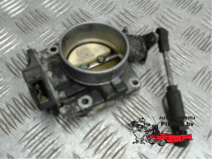Usagé Boitier papillon Volvo V70 (GW/LW/LZ) 2.0 T-5 Turbo 20V Prix € 42,00 Règlement à la marge proposé par Autosloperij Pieper BV