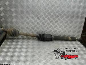 Usados Eje de transmisión derecha delante Ford Focus 1 Wagon 1.8 TDdi Precio € 36,75 Norma de margen ofrecido por Autosloperij Pieper BV