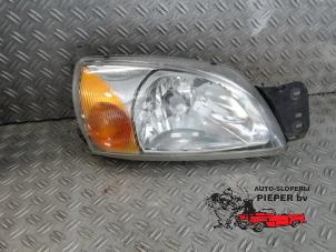Używane Reflektor prawy Ford Fiesta 4 1.3i Cena na żądanie oferowane przez Autosloperij Pieper BV