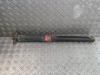 Rear shock absorber, left from a Kia Rio (DC22/24), 2000 / 2005 1.5 16V, Hatchback, Petrol, 1.493cc, 71kW (97pk), FWD, A5D, 2002-09 / 2005-06, DC22; DC24 2003