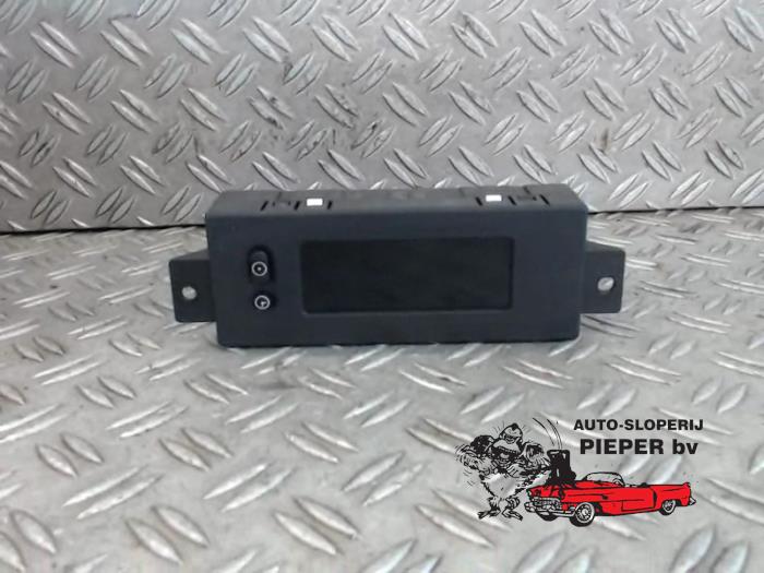 Begagnade Innerdisplay Opel Agila (A) 1.2 16V Pris € 36,75 Marginaltabell erbjuds av Autosloperij Pieper BV