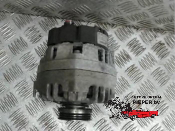 Dynamo d'un Renault Twingo (C06) 1.2 16V 2002