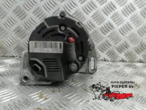 Dynamo d'un Renault Twingo (C06) 1.2 16V 2002