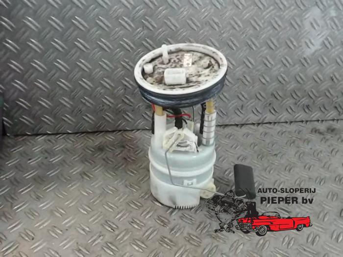 Pompa benzynowa z MINI Mini (R56) 1.6 16V Cooper 2012