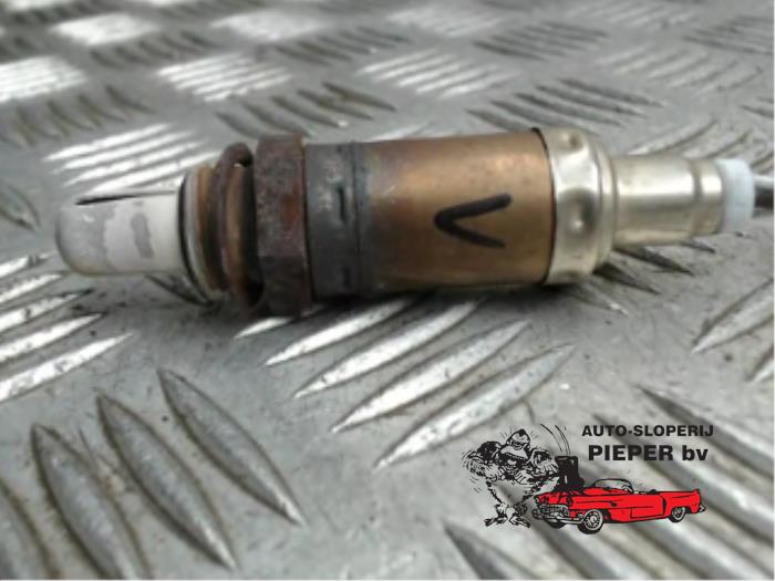 Lambdasonde van een Nissan Primera (P11) 2.0 16V 2001