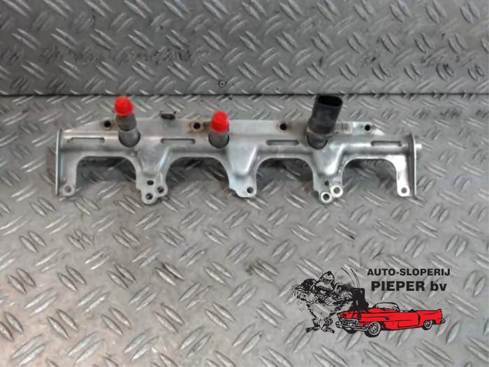 Usagé Système d'injection Audi A6 (C6) 2.0 T FSI 16V Prix € 36,75 Règlement à la marge proposé par Autosloperij Pieper BV