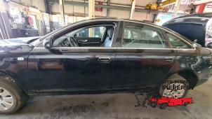 Used Rear door 4-door, left Audi A6 (C6) 2.0 T FSI 16V Price on request offered by Autosloperij Pieper BV