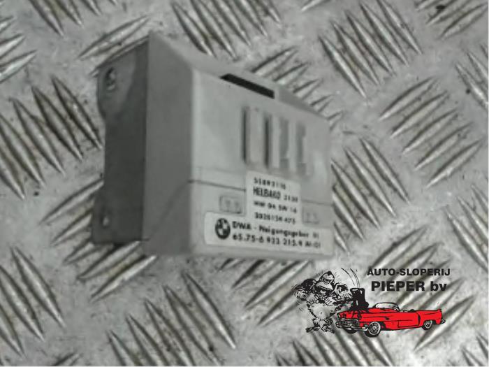 Begagnade Larmmodul BMW 3 serie (E46/2) 320 Cd 16V Pris € 15,75 Marginaltabell erbjuds av Autosloperij Pieper BV