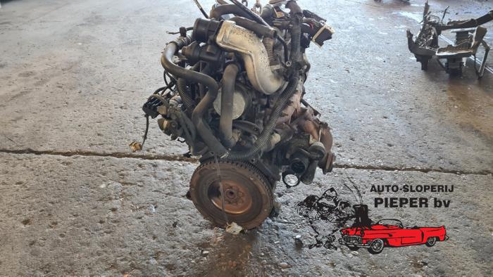 Engine from a Fiat Ducato (243/244/245) 2.0 JTD 11 2004