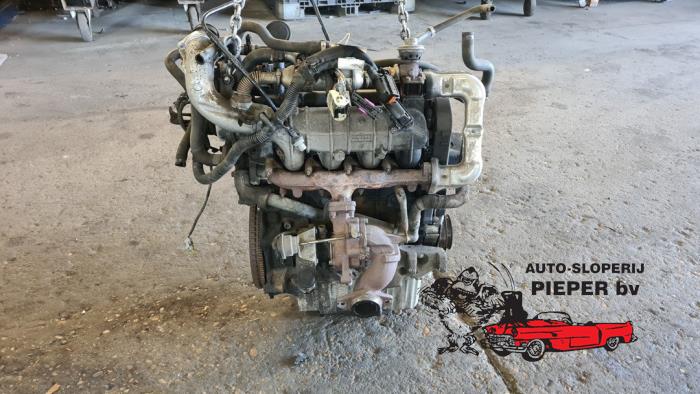 Engine from a Fiat Ducato (243/244/245) 2.0 JTD 11 2004
