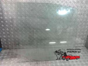Used Rear door window 4-door, left BMW 5 serie (E60) 530i 24V Price on request offered by Autosloperij Pieper BV
