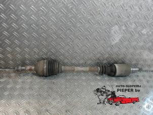 Used Front drive shaft, left Peugeot 106 II 1.1 XN,XR,XT,Accent Price on request offered by Autosloperij Pieper BV