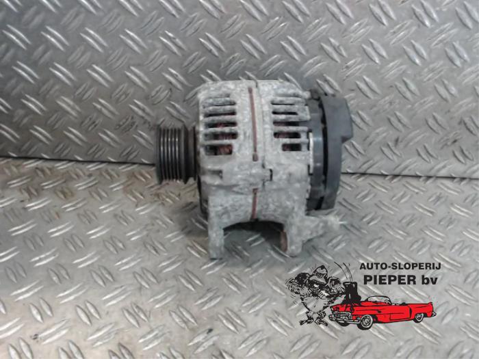 Gebrauchte Dynamo Volkswagen New Beetle (9C1/9G1) 2.0 Preis € 36,75 Margenregelung angeboten von Autosloperij Pieper BV