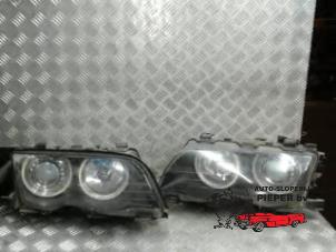 Usagé Kit phares gauche + droite BMW 3 serie (E46/4) 318i Prix € 105,00 Règlement à la marge proposé par Autosloperij Pieper BV