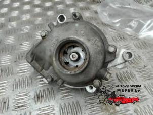 Used Water pump Opel Vectra C 2.2 16V Price € 36,75 Margin scheme offered by Autosloperij Pieper BV