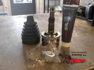Used CV joint, front Opel Corsa C 1.2 16V Twin Port Price € 52,50 Inclusive VAT offered by Autosloperij Pieper BV