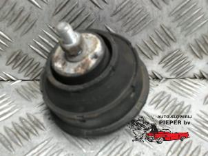 Used Engine mount BMW 3 serie (E36/4) 318i Price on request offered by Autosloperij Pieper BV