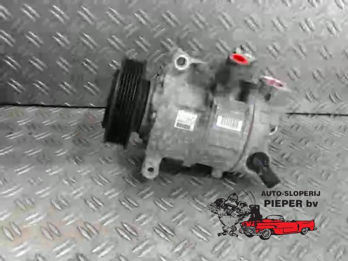 Usagé Pompe clim Audi A6 (C7) 2.0 TDI 16V Prix € 105,00 Règlement à la marge proposé par Autosloperij Pieper BV