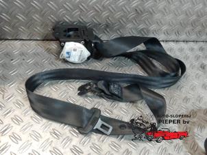 Used Rear seatbelt, left Audi A6 (C7) 2.0 TDI 16V Price on request offered by Autosloperij Pieper BV
